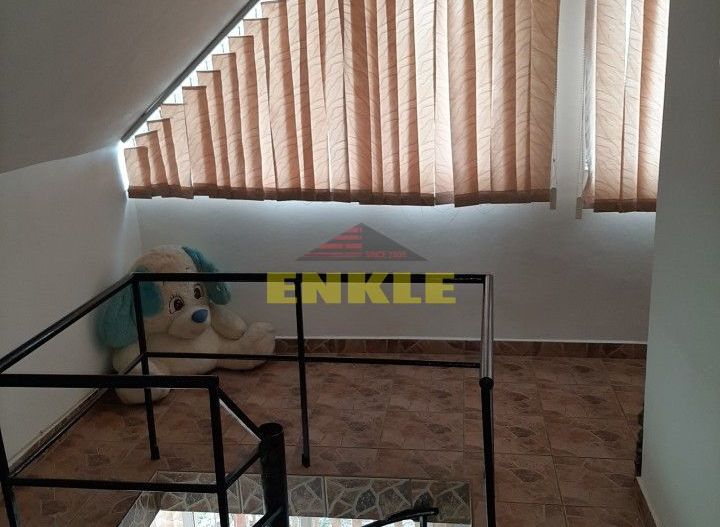 Casa 5 camere, Petru Rares, 530mp teren, 100000 euro negociabil - Poză 9