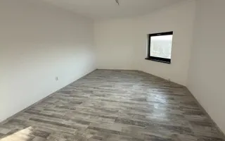 🏡 VILĂ DEOSEBITĂ 250 MP UTILI,1800 MP TEREN , TUTORA –  187.000 €! 🏡 - Poză 14