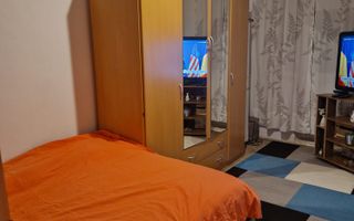 Apartament cu 3 camere in Zona girocului aproape de Spitalul Judetean - Poză 6