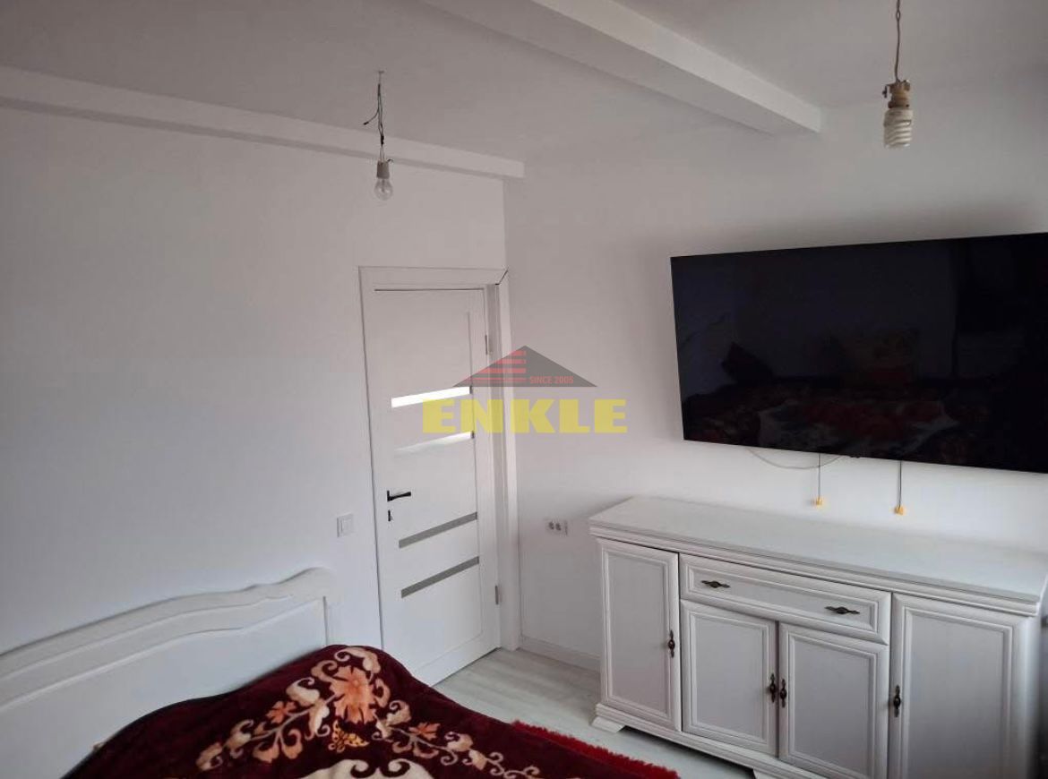 De vanzare casa in Curtesti - Poză 3