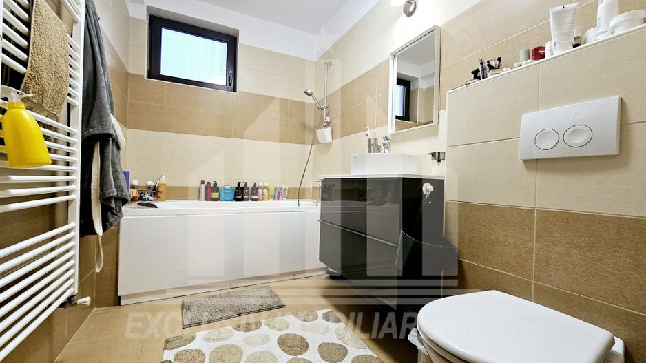 Casa in regim cuplat, Cetate - Poză 9