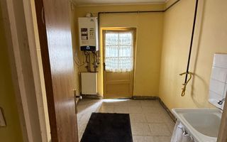 APARTAMENT 2 CAMERE ETAJ 4 VISOI ZONA MOL - Poză 3