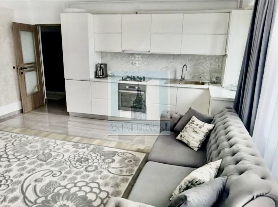 Apartament 3 camere - zona Tractorul - Poză 2
