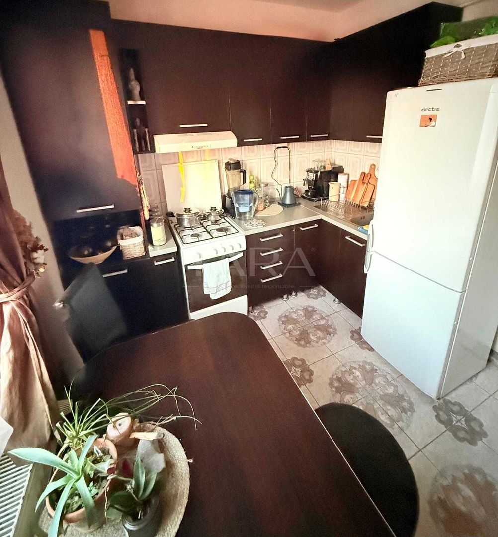 Garsonieră 40 mp si balcon, Între Lacuri, parcare inclusa. - Poză 1