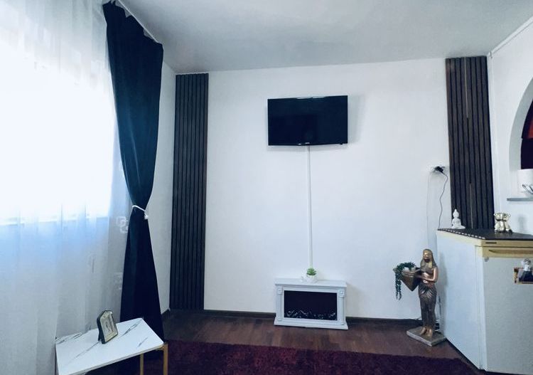 BRASADAS vinde garsoniera in Micro 16 la etajul 4/4. - Poză 1