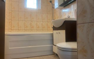 Modificat in 3 camere! Vanzare apartament in Targoviste-Micro 4 - Poză 11