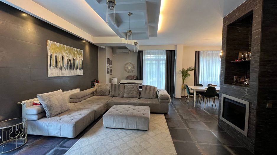 Apartament modern 3 camere cu curte generoasă și parcare în Iancu Nicolae - Poză 1