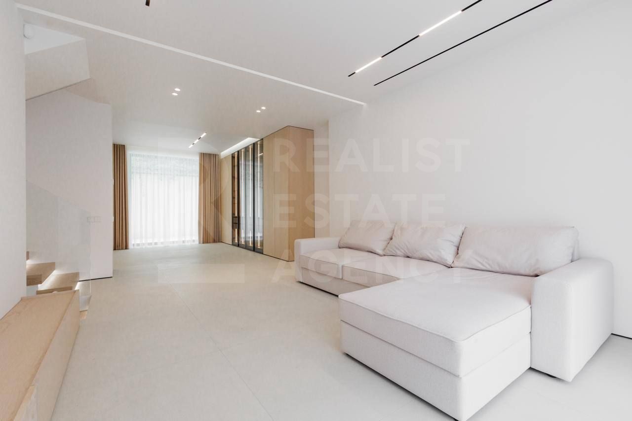 Chirie, casă, 2 nivele, str. Anton Crihan, Centru - Poză 4