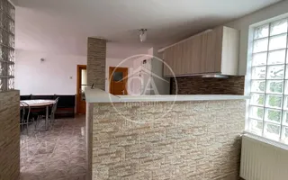Casa de vânzare cu 8 camere de tip P+E+M in zona Rogerius, Oradea - Poză 11