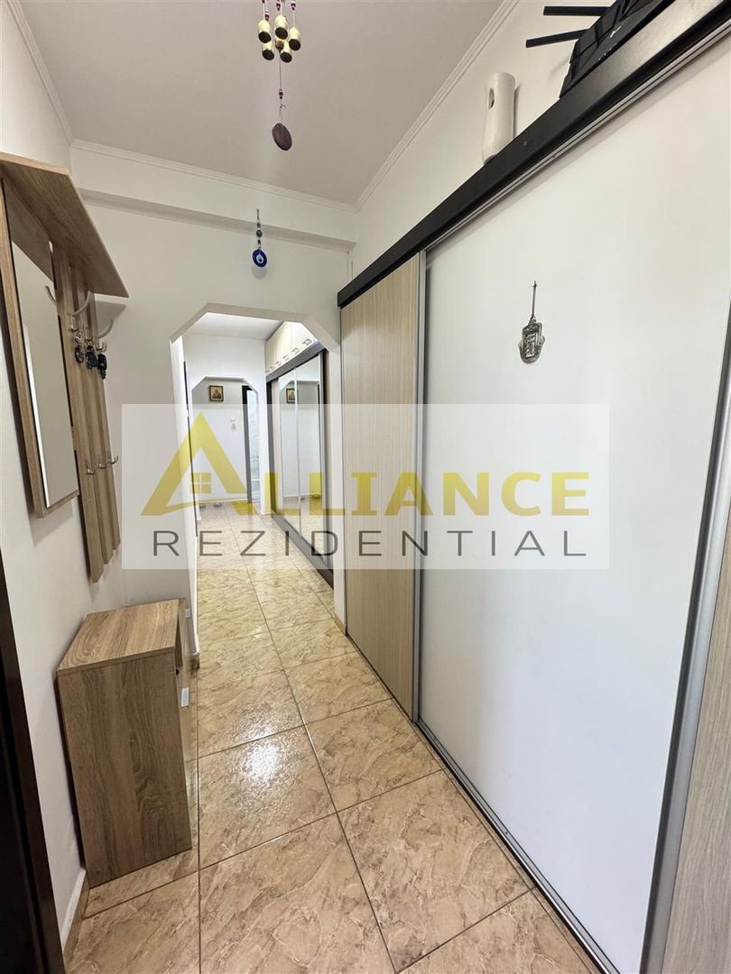 Apartament 3 camere decomandat { Grand Arena } - Poză 2