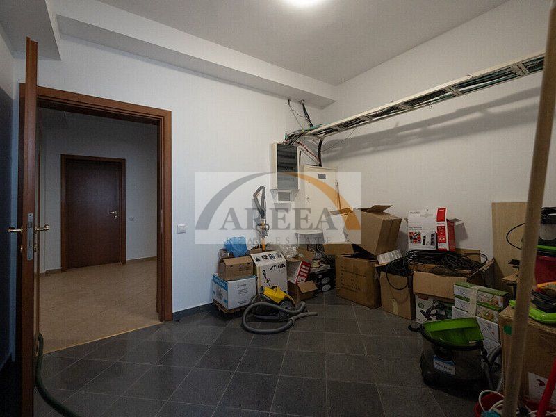 Vila cu 750 mp utili si teren de 1.480 mp in Erou Iancu Nicolae - Poză 40