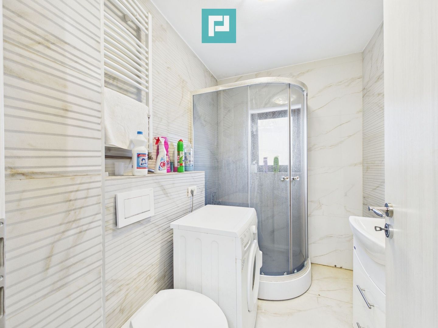 Apartament de închiriat cu 3 camere la Intim - Poză 14