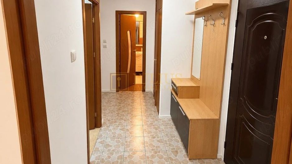 2 camere| vis a vis de Restaurantul Nora} centrala| etaj 3| apt frumos| AC - Poză 5