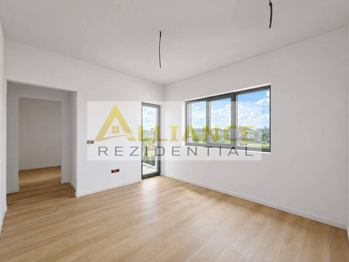 Vila- 4 camere-dressing-pod-placa de beton-Aspensoare - Poză 5