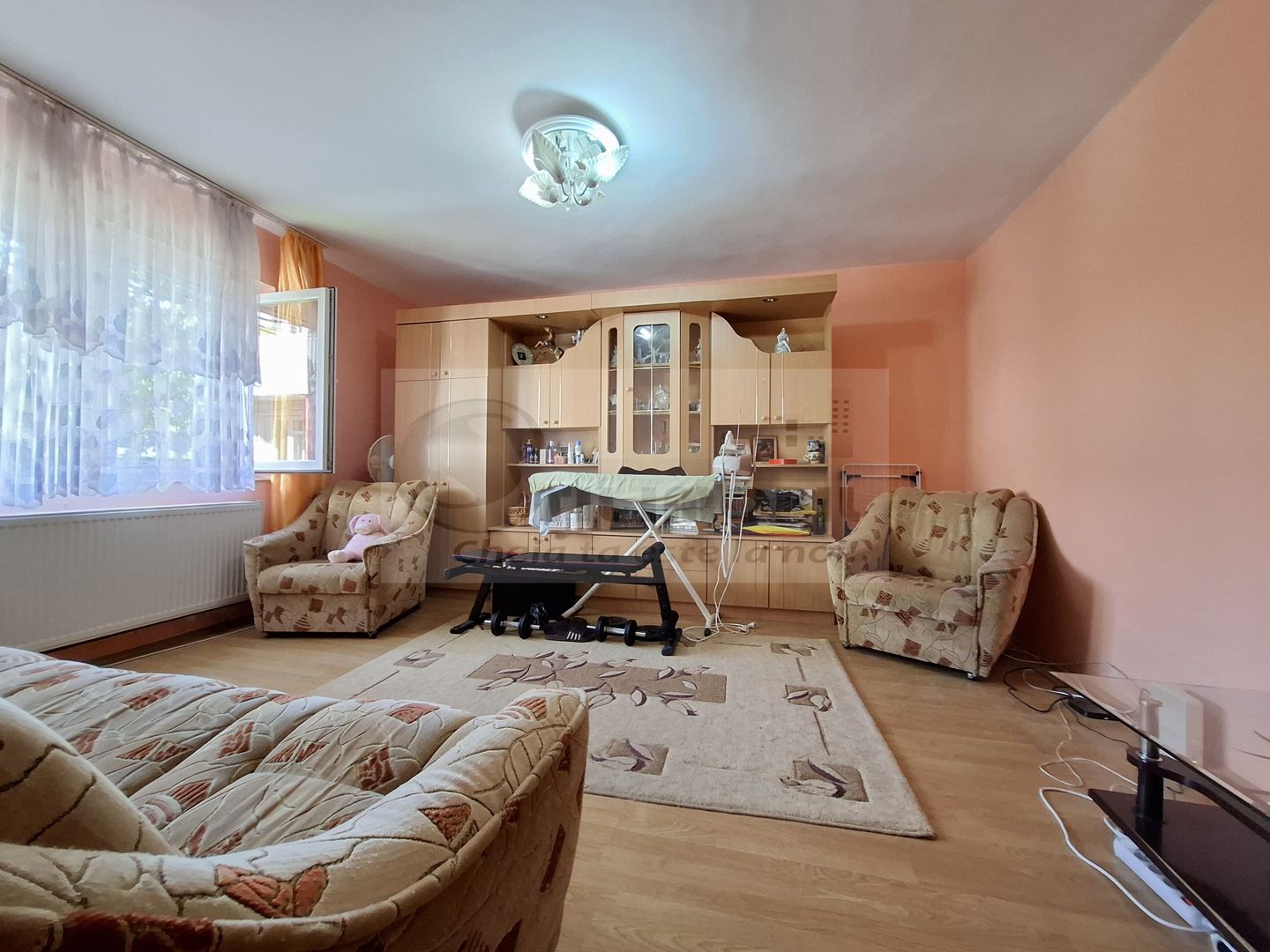 Liber, de vanzare apartament 3 camere Valea Lupului Iasi, baie cu geam - Poză 5