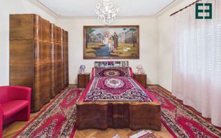 Casă cu 10 camere și 1437 mp teren în Ineu - Arad - Poză 6