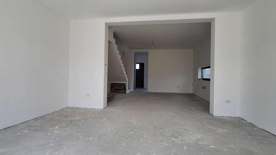 Duplex modern P+E cu 4 camere - Poză 32