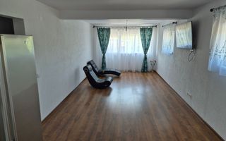 Vand casa 8 camere, 5 bai, 2 garaje, teliucul inferior, teren 1767 mp - Poză 9
