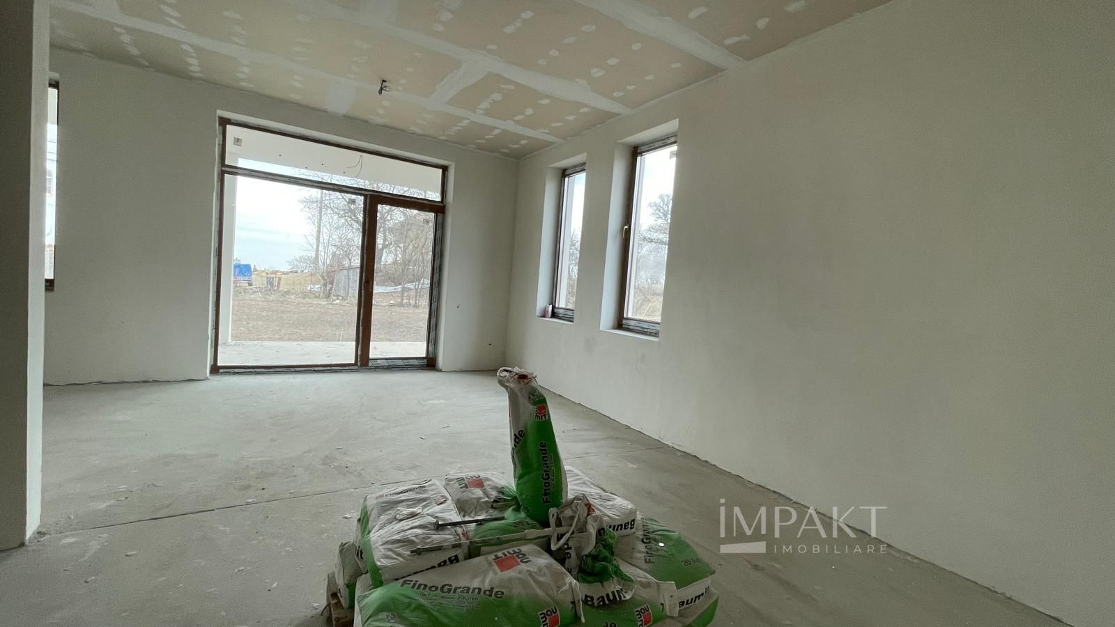 Casa spatioasa cu 1000 mp teren in Aiton - Poză 9
