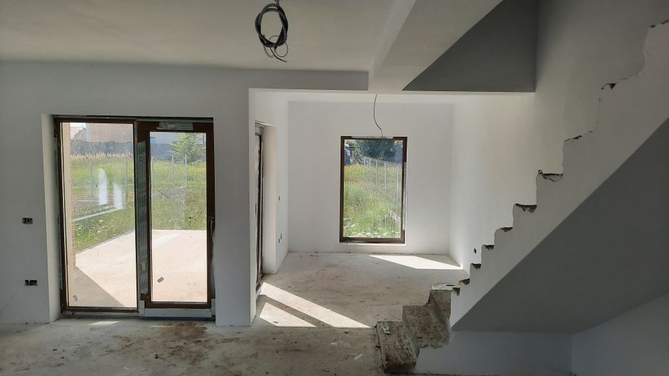 Duplex luminos si bine compartimentat - Poză 16