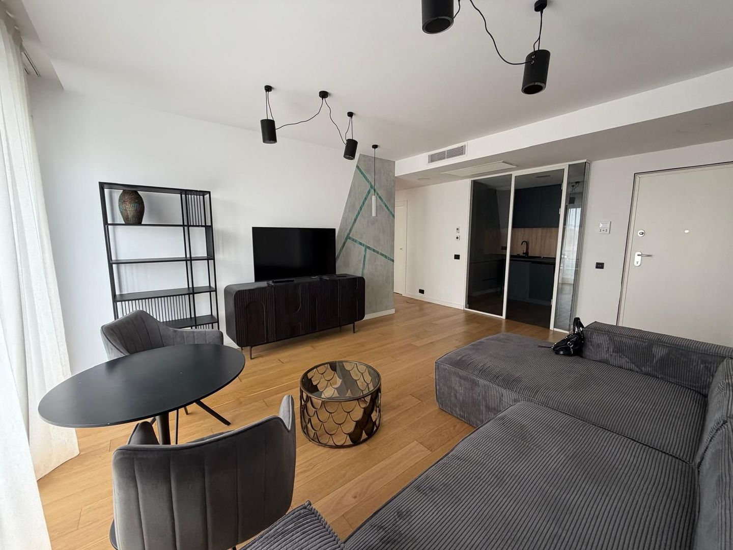 Apartament modern 2 camere I One Herastrau Towers I Complet mobilat - Poză 1