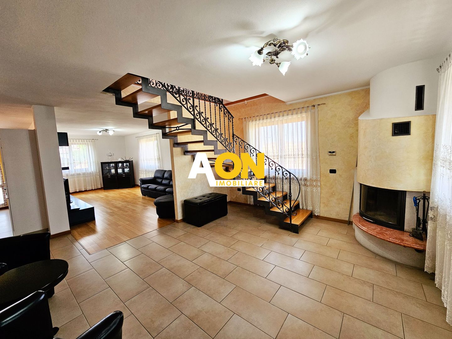 Casa 7 camere, garaj dublu, finisaje lux, 629 mp teren,zona Prefectura - Poză 7