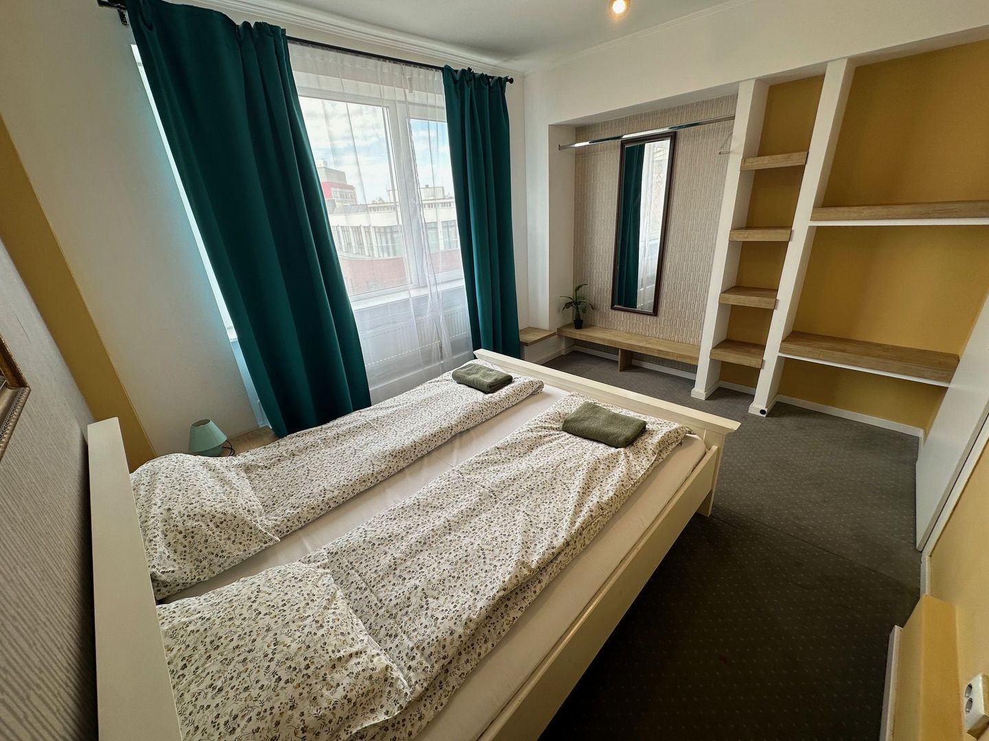Apartment ultracentral cu 2 camere - Poză 17