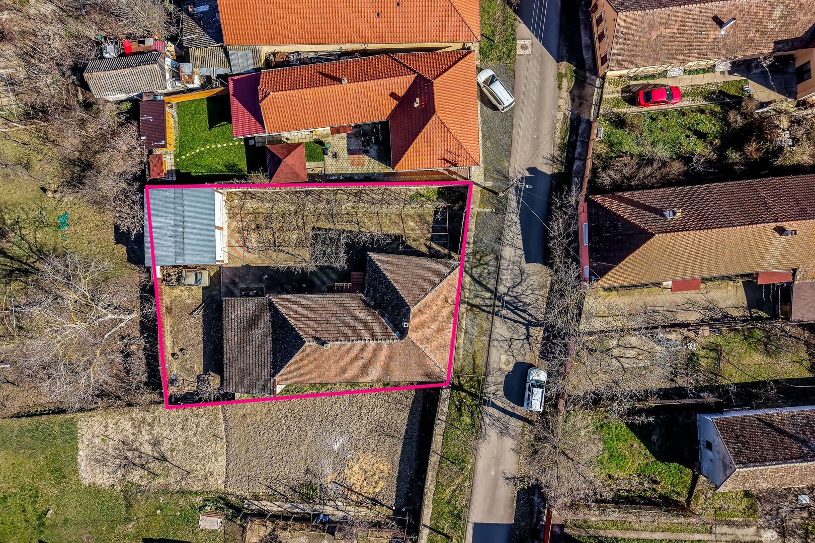 Casa ideală pentru familie: școală la 3 min. Zonă foarte liniștită. - Poză 16