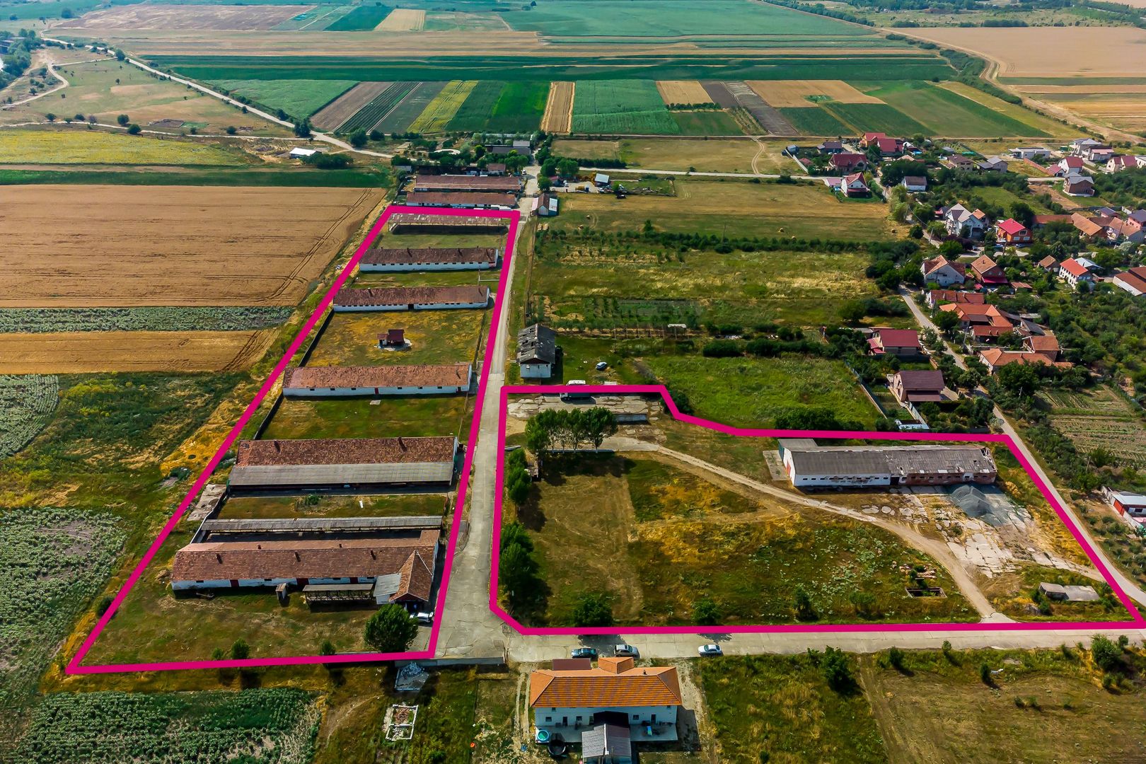 Fermă Mândruloc 2,5 ha - Poză 10