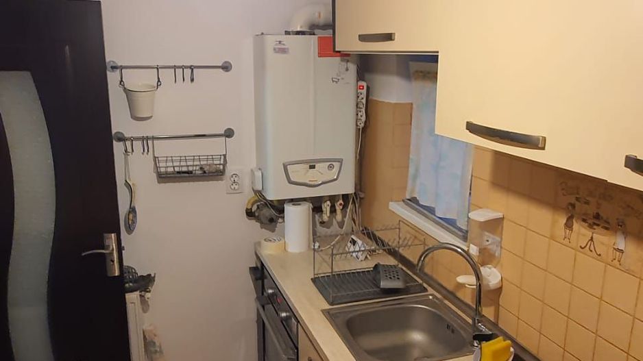 ageuropa.ro vinde VILA NOUA cu 4 cam. in POPESTI, Dimitrie Leonida. - Poză 8