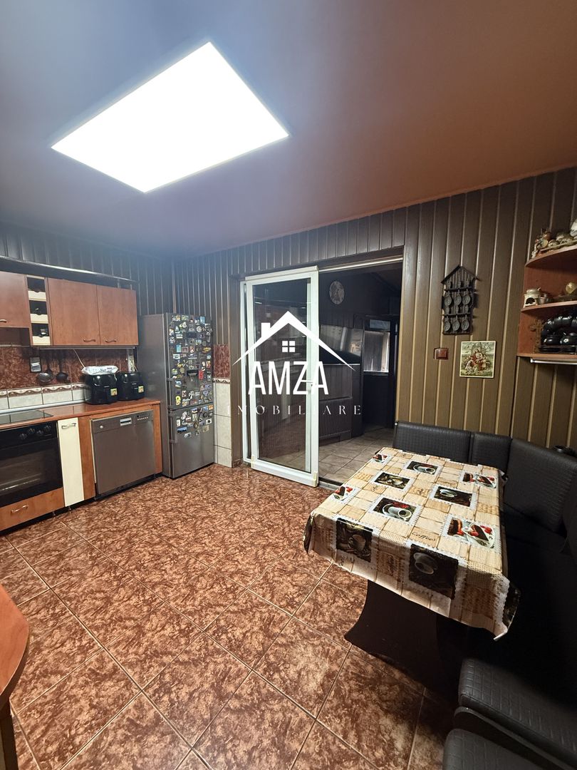 Casă de vânzare– sau la schimb cu apartament + diferența - Poză 14