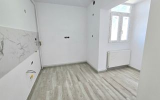De vânzare Apartament 2 camere Luceafărul Satu Mare - Poză 6