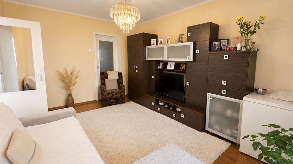 De vânzare apartament 3 camere Arinului - Poză 5