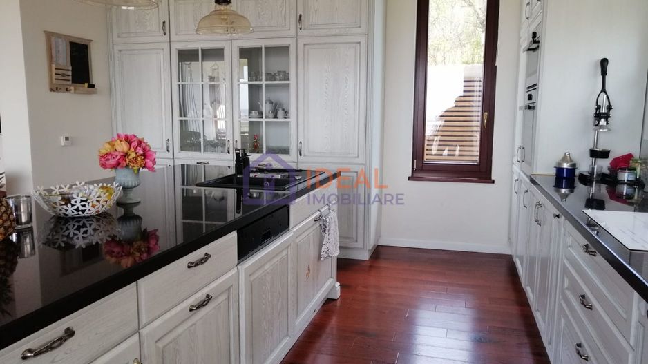 Vila cu 4 camere si teren de 700 mp, in Gusterita - Poză 6