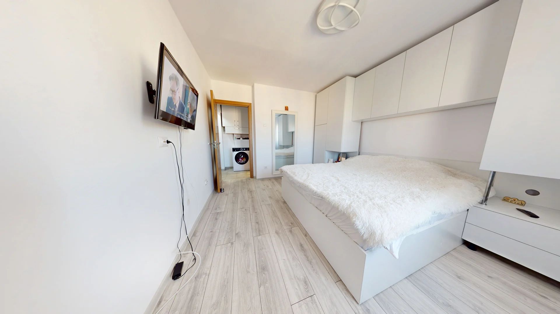 Garsoniere renovate,mobilate la schimb sau vanzare - Poză 11