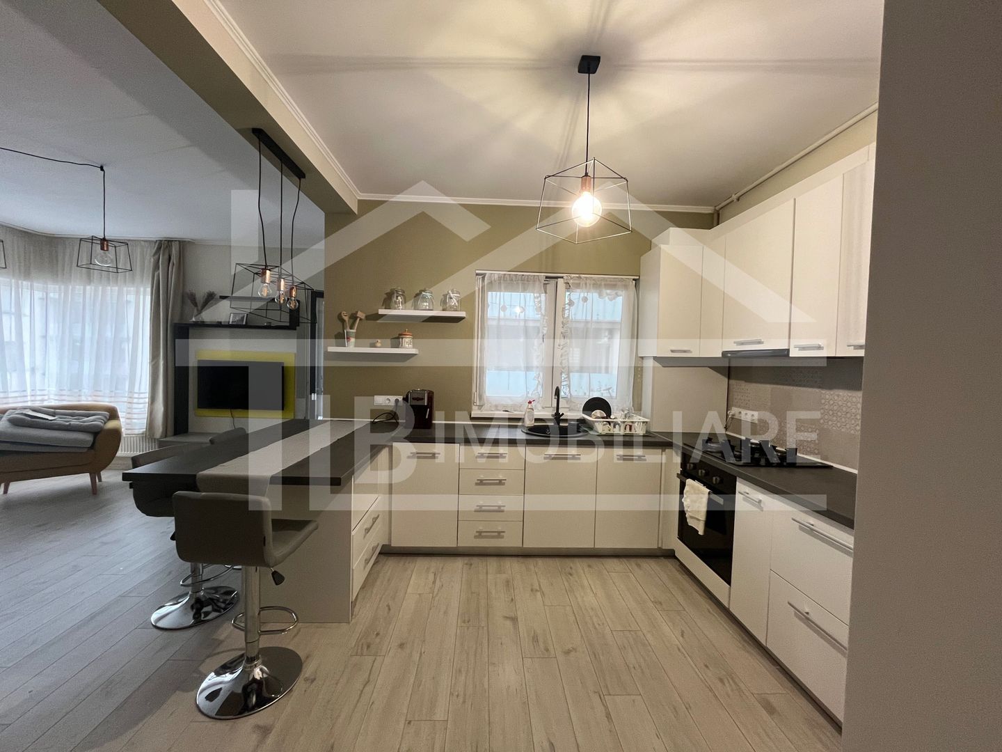 Apartament cu 2 camere, 57 mp, parcare, Zona Ama Residence - Poză 2