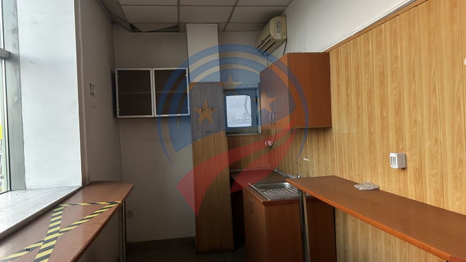 Clădire comercială P+2E, 900 mp - Poză 4
