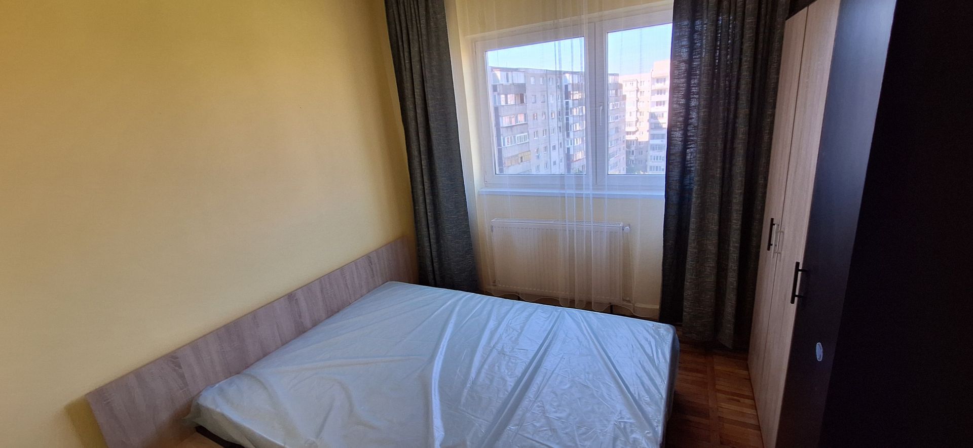 Apartament cu 3 camere - Central - Poză 12