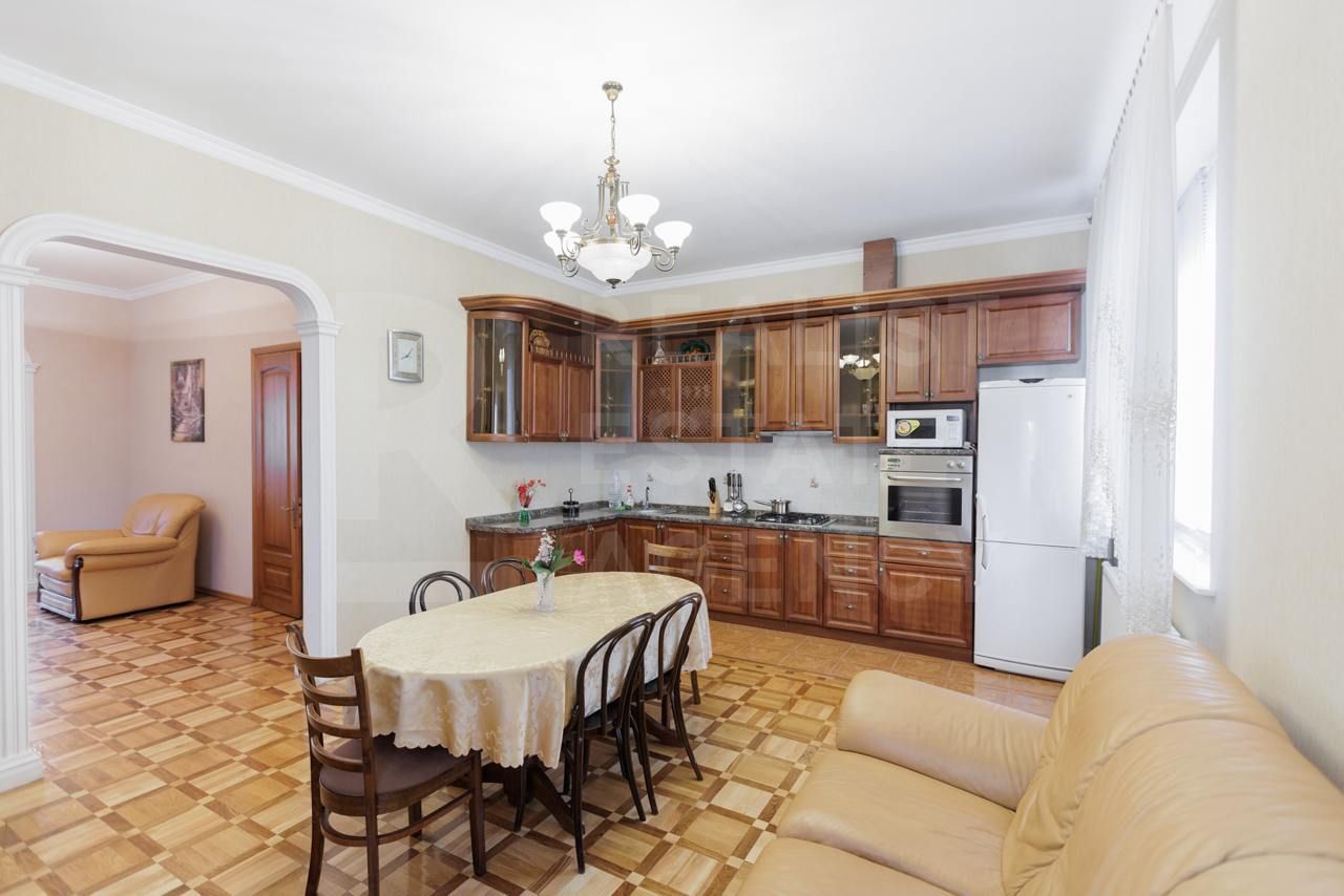 Chirie, casă, 3 nivele, 5 camere, Mihail Berezovschi, Telecentru - Poză 5