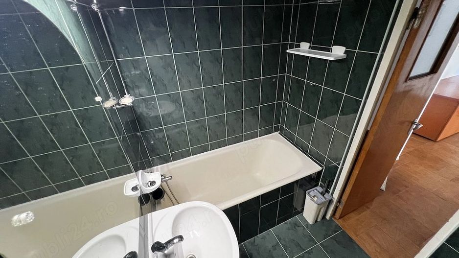 Apartament 2 camere Titan, mobilat, bloc reabilitat, zonă verde - Poză 3