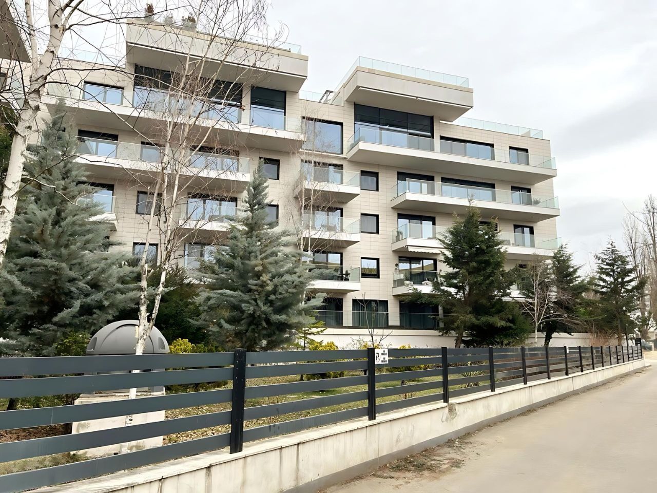 Apartament decomandat 2 camere in One Floreasca Lake - Poză 1