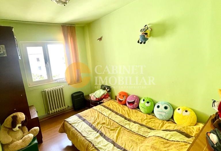 Galata-Lidl Apartament 3 camere decomandat - Poză 1