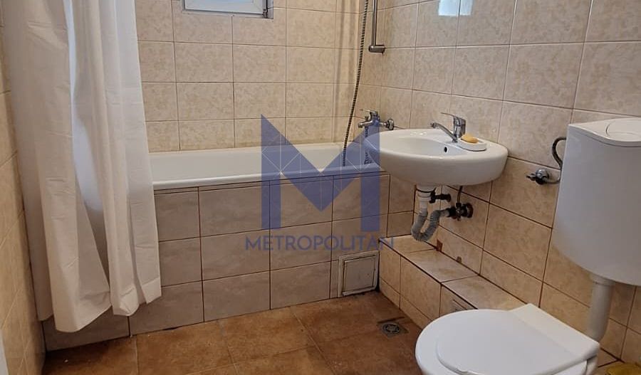 De închiriat apartament 2 camere decomandat I strada Lunii - Poză 11