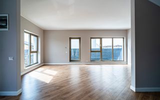 Casa individuala 4 camere / Finisaje Deosebite / Otopeni / Mutare Imediata - Poză 6