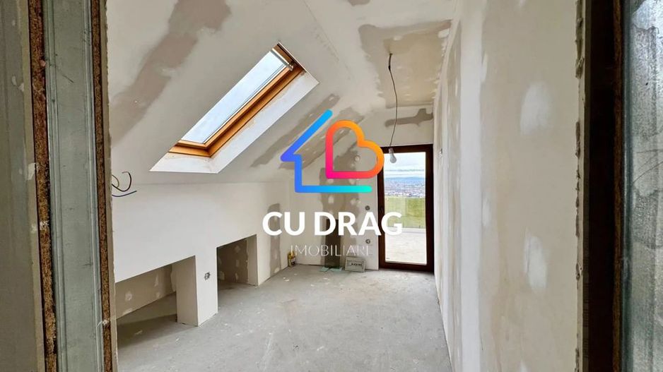 Casă cu priveliste panoramica spre Sibiu  situata in Sura Mare - Poză 4