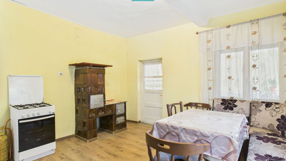 Casă cu 4 camere în Sânpetru German, Secusigiu - Poză 5