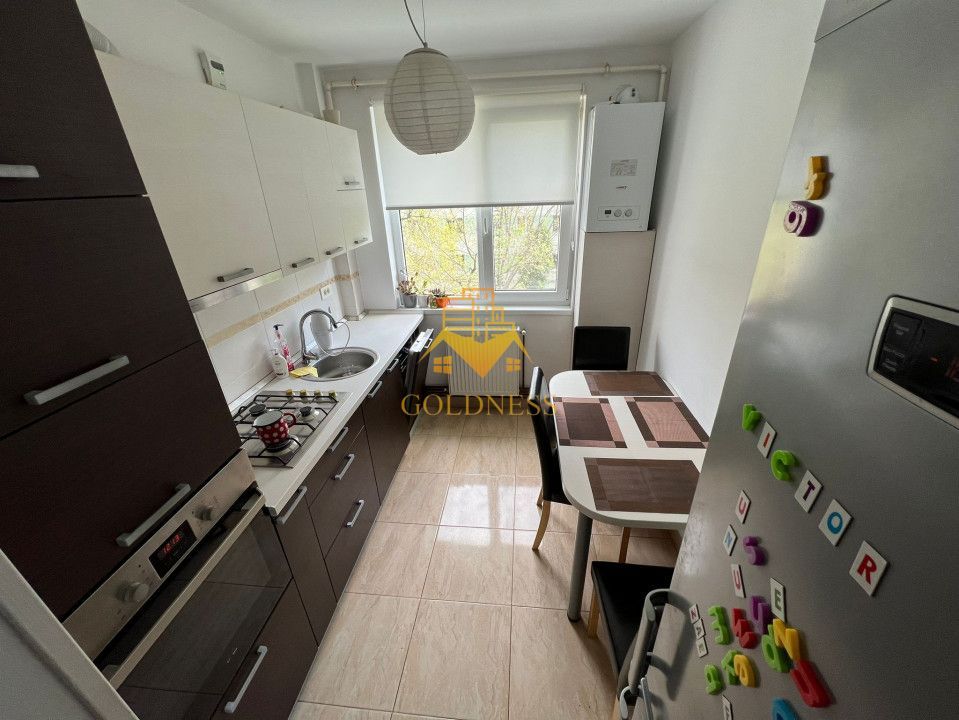 3 camere mobilat modern Piata Abator parcare proprie - Poză 5