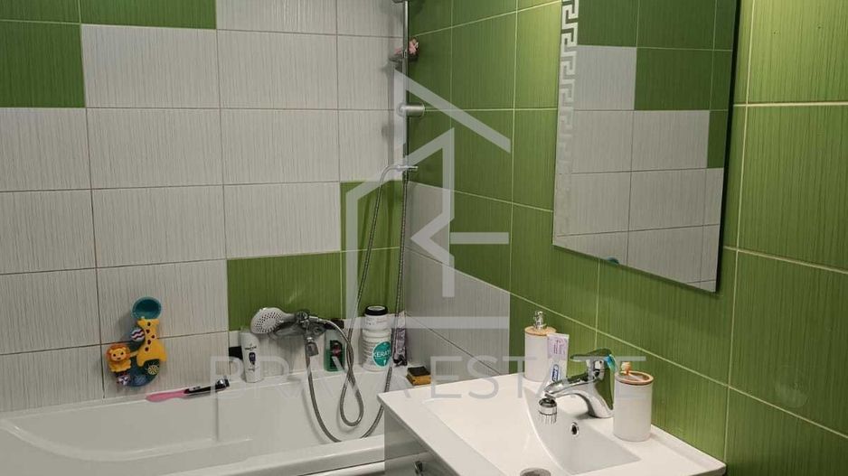 Apartament in Floresti  2 camere, balcon, parcare,mansarda, zona Stejarului - Poză 7