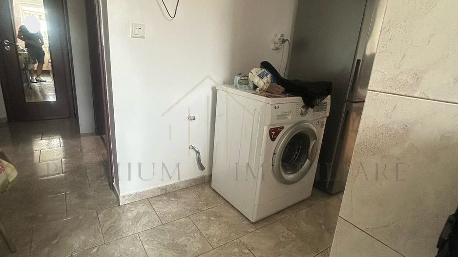 De vanzare apartament 2 camere zona Judecatorie Onesti - Poză 9