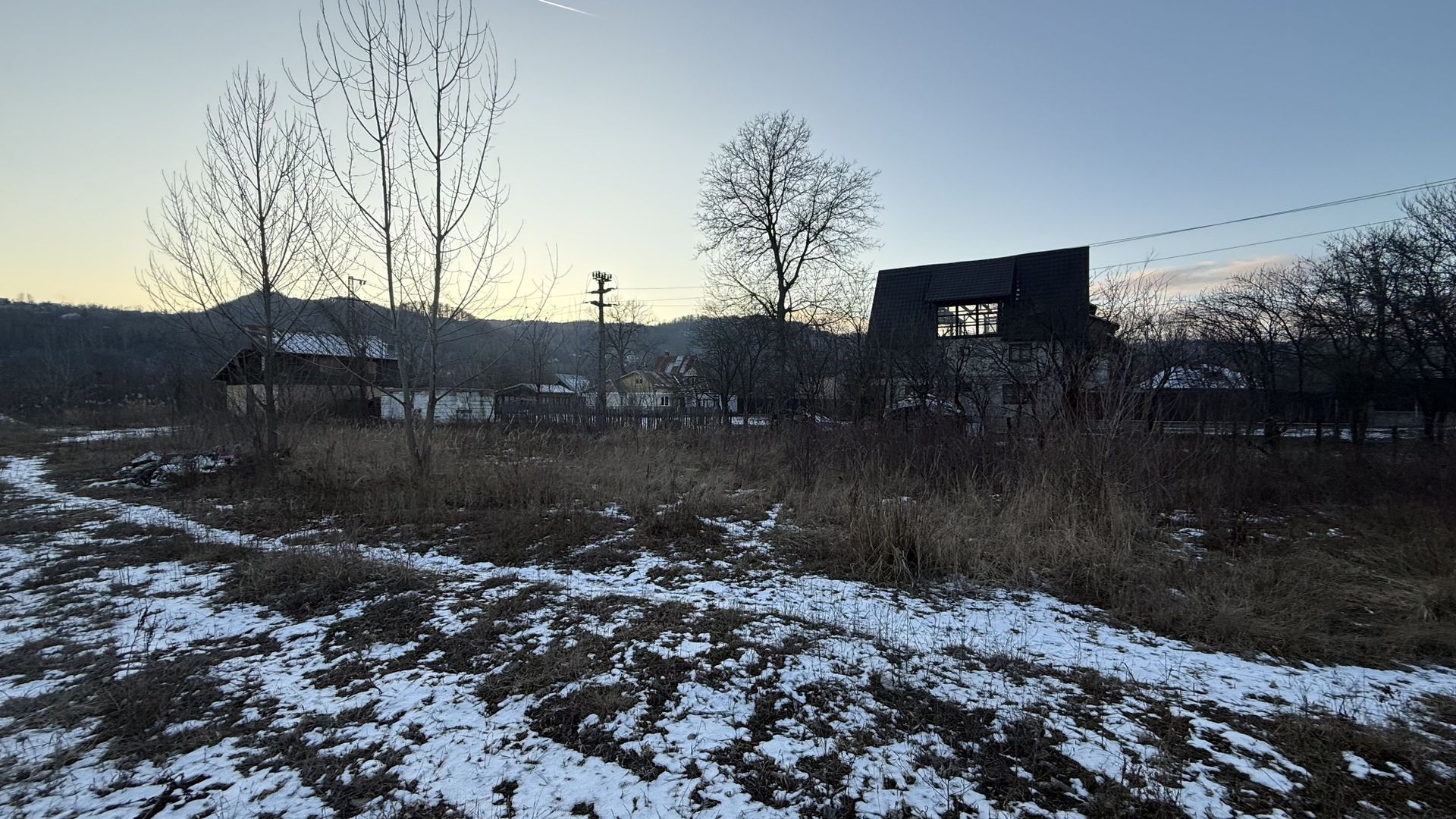 Teren intravilan construcții 10834 mp + construcție- cabană lemn! - Poză 4